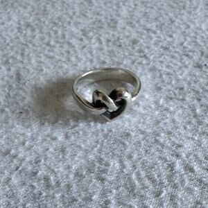 VINTAGE James Avery Silver Heart Knot Ring Size 7.5